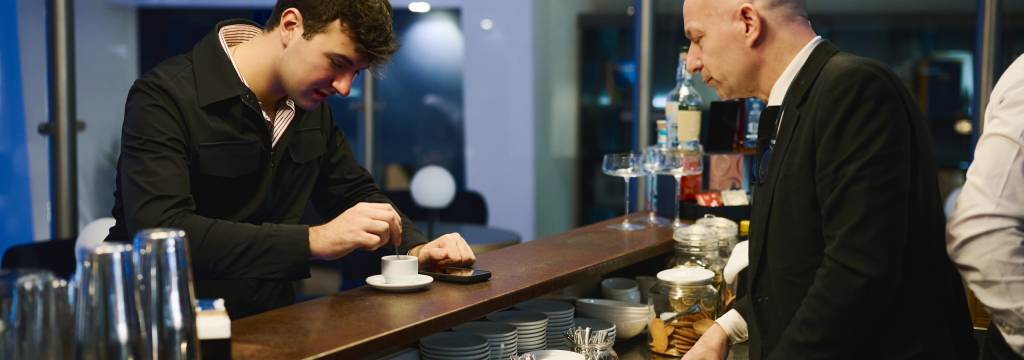 lounge-bar-rome-life-hotel