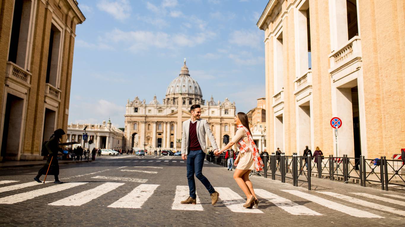 Rome-Life-Hotel-Roma-loving-couple-vatican-italy Rome-Life-Hotel-Roma-loving-couple-vatican-italy